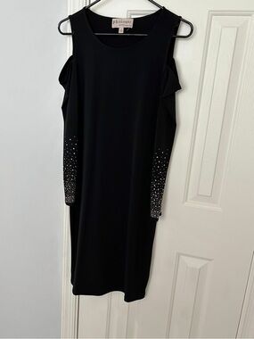 Classy Elegant Sexy Drop Shoulder Flattering Long Sleeves Black Dress
